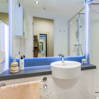Bronze En Suite 7 share - Image 9